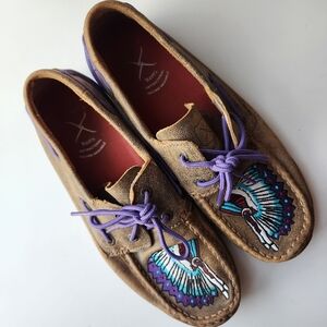 Size 8.5. Gently Used. WE Exclusive Twisted X Women's Bomber and Purple Moccasin